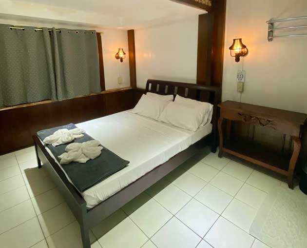 Room 301 Suite